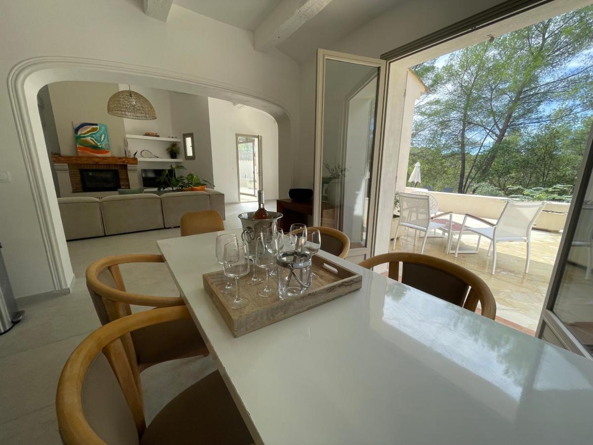 La Villa Des Carriers- Maison Avec Piscine Proche Mer Roquefort-les-Pins Luaran gambar